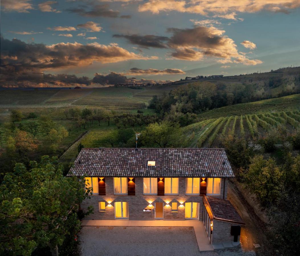 Borgo Roggeri - Country House Nelle Langhe لا مورّا المظهر الخارجي الصورة